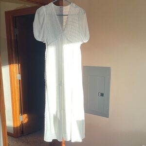 Elegant White Maxi Dress